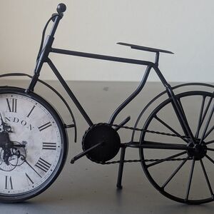 London Tabletop Clock